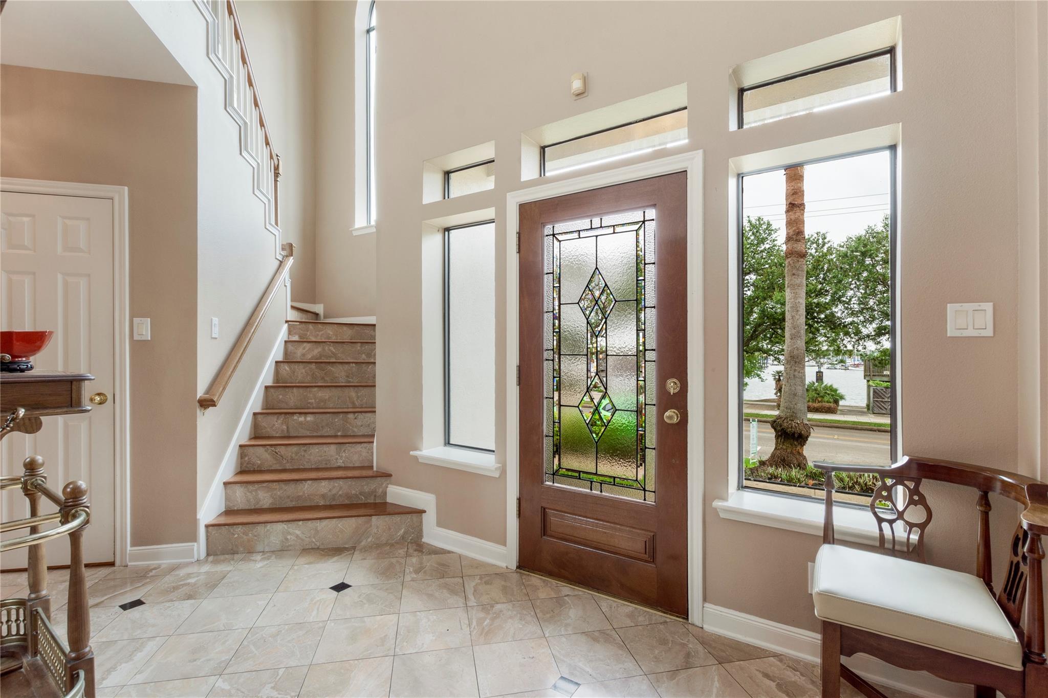 457 Mariners Drive