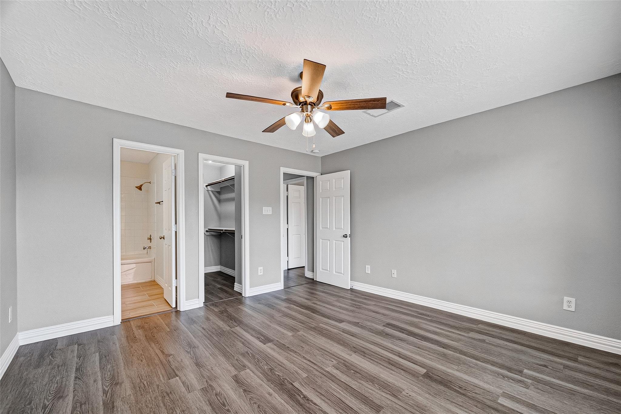 2034 Glencove Drive