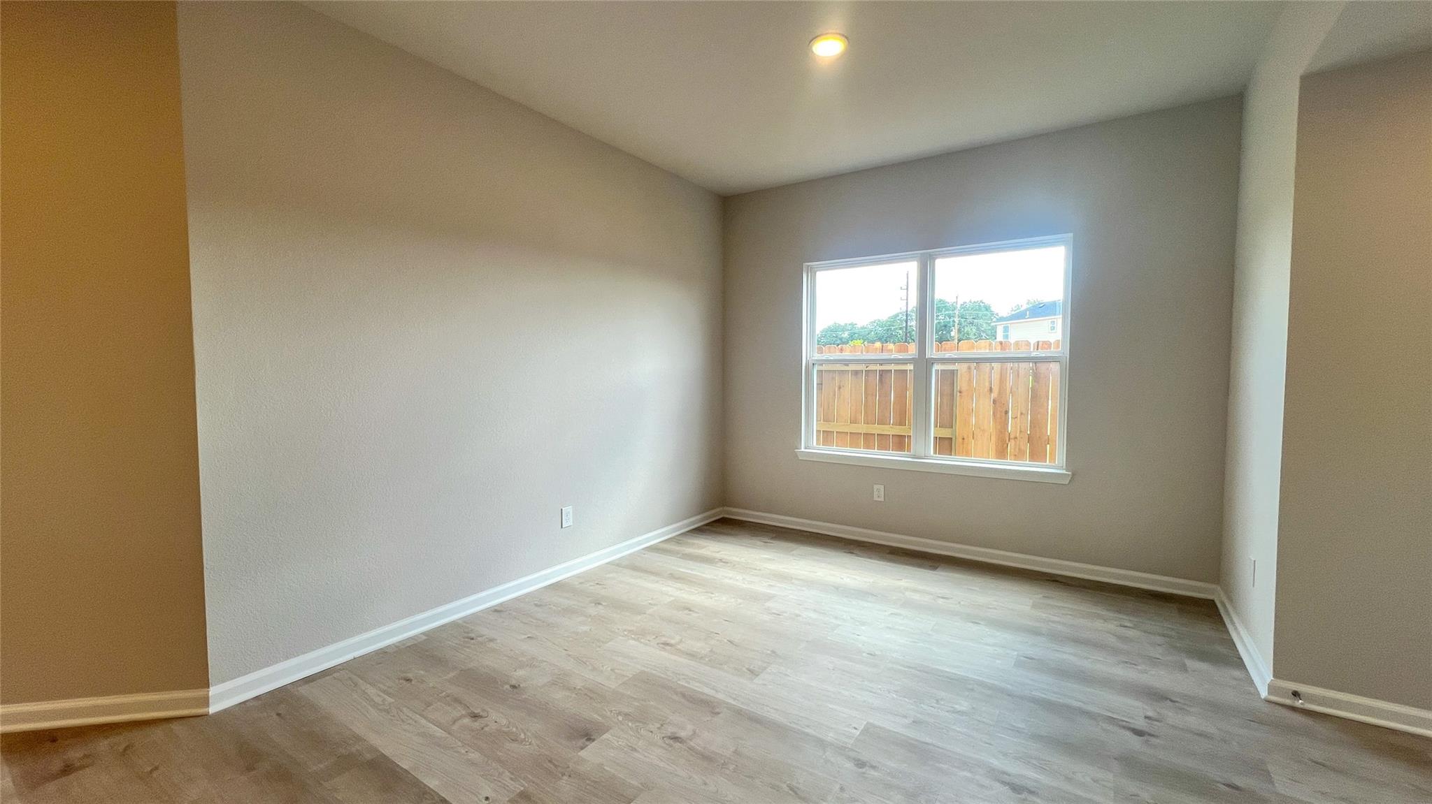 513 Stone Placa Trail