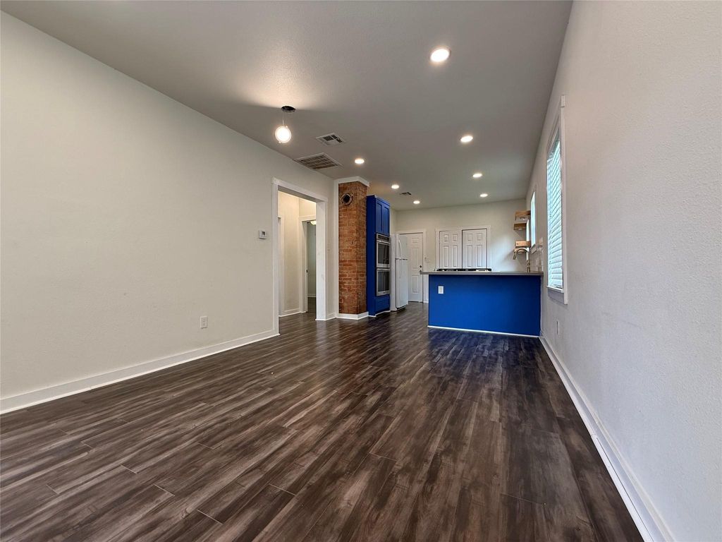 Photo of 1 Canal Court, Houston, TX 77011 (MLS # 20161030)