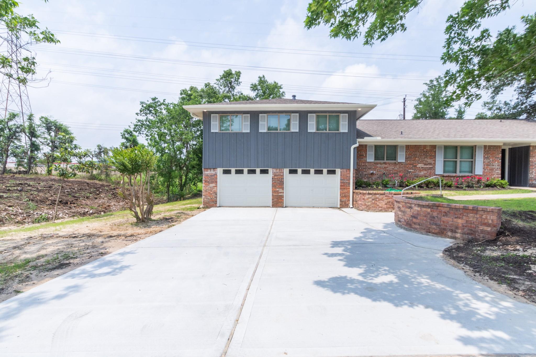 606 Scenic Drive