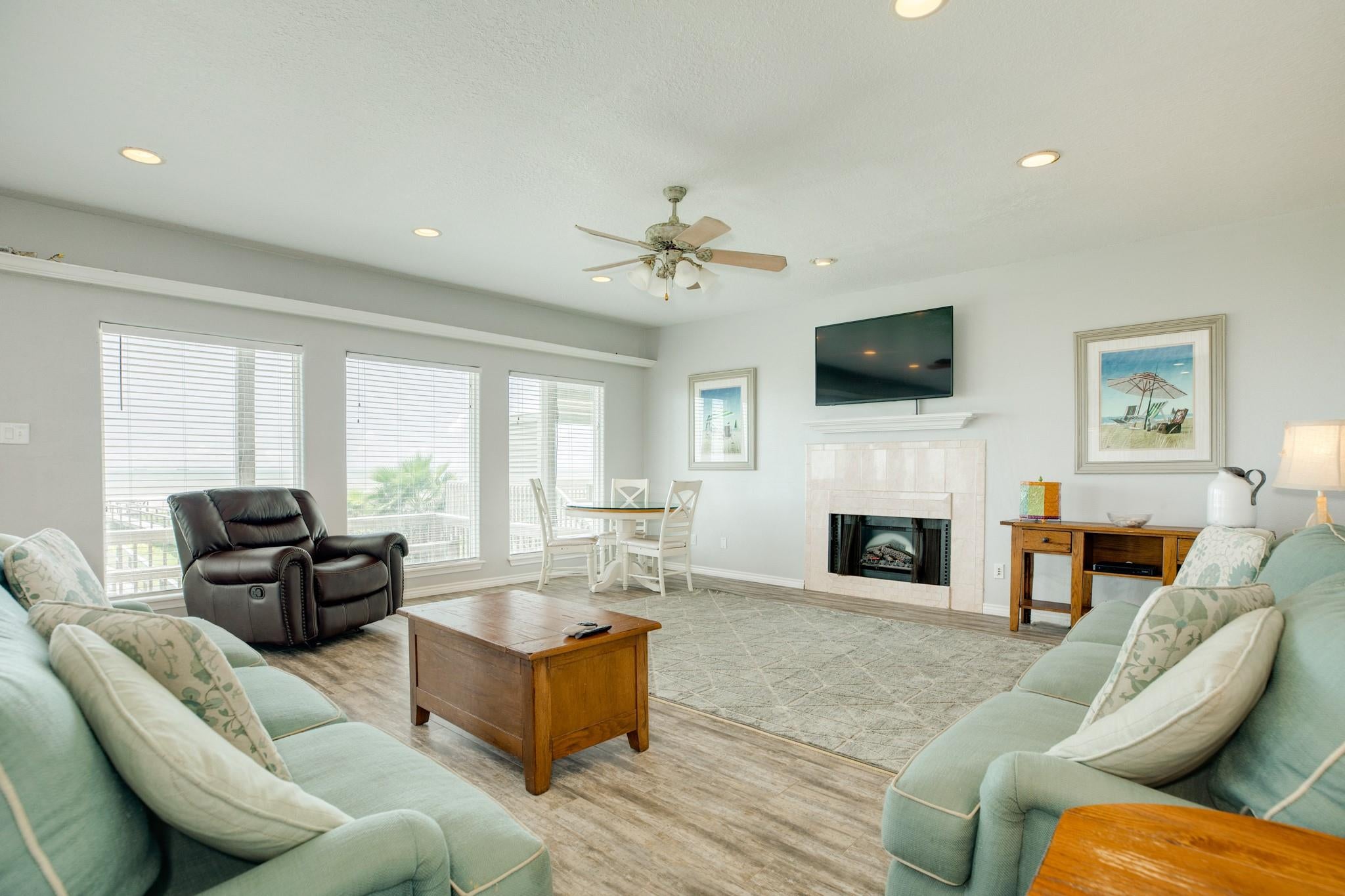 2402 Bluewater Highway