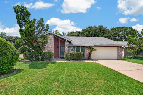 Photo of 14338 Royal Hill Drive, Houston, TX 77083 (MLS # 86972712)