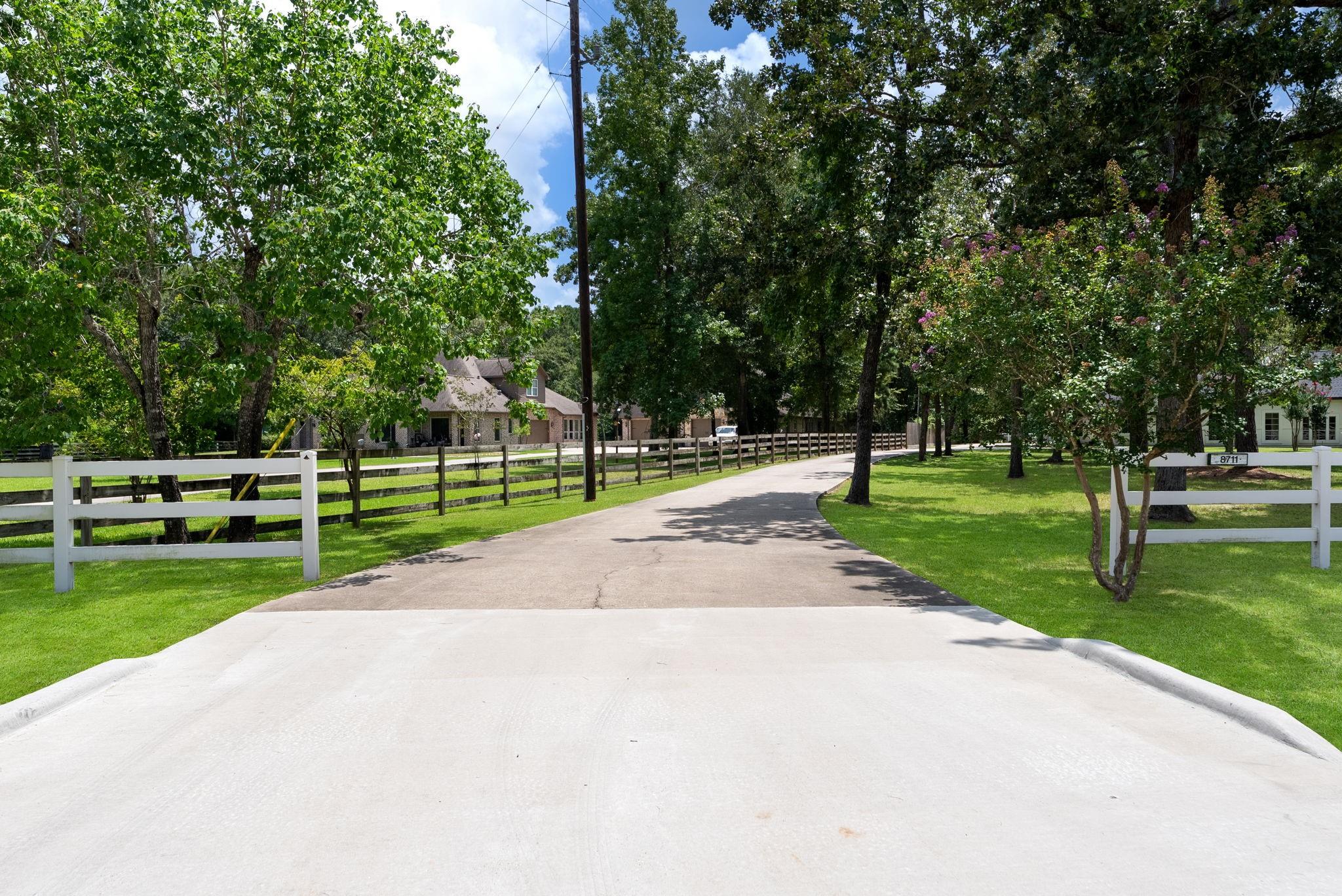 8711 Sendera Drive