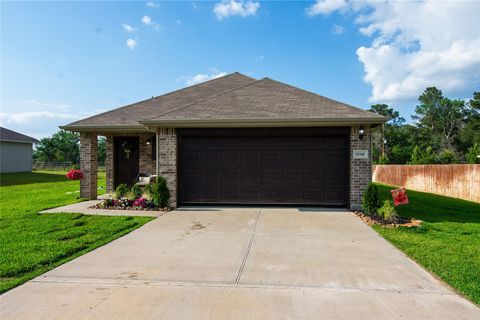 Photo of 38340 Park View Dr Drive, Hempstead, TX 77445 (MLS # 54745094)