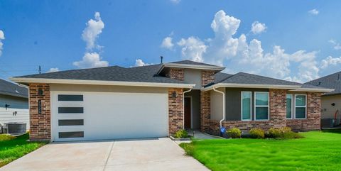 Photo of 7326 Marina Heights Way, Rosenberg, TX 77469 (MLS # 45337204)