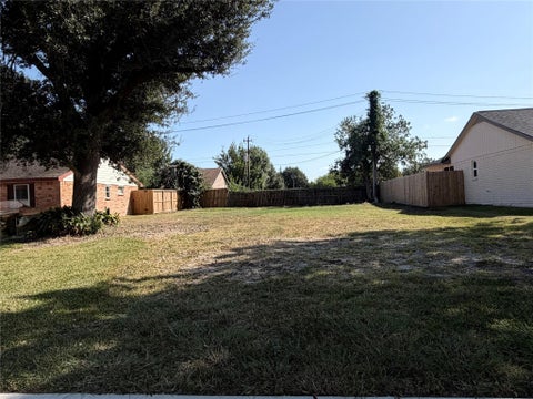 Photo of 9926 Rocky Hollow Road, La Porte, TX 77571 (MLS # 29034871)