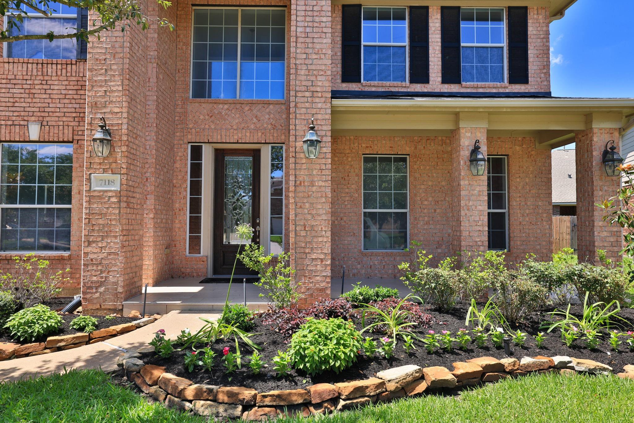 7118 Dekadine Court