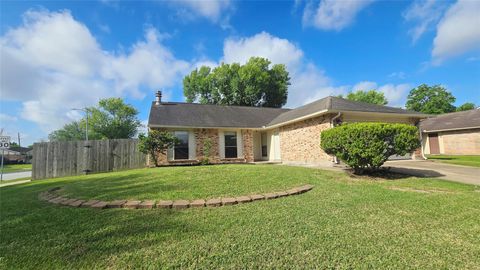 Photo of 6934 Tara Drive, Richmond, TX 77469 (MLS # 96463983)