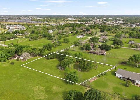 Photo of 6102 Austin Drive, Missouri City, TX 77459 (MLS # 88128837)