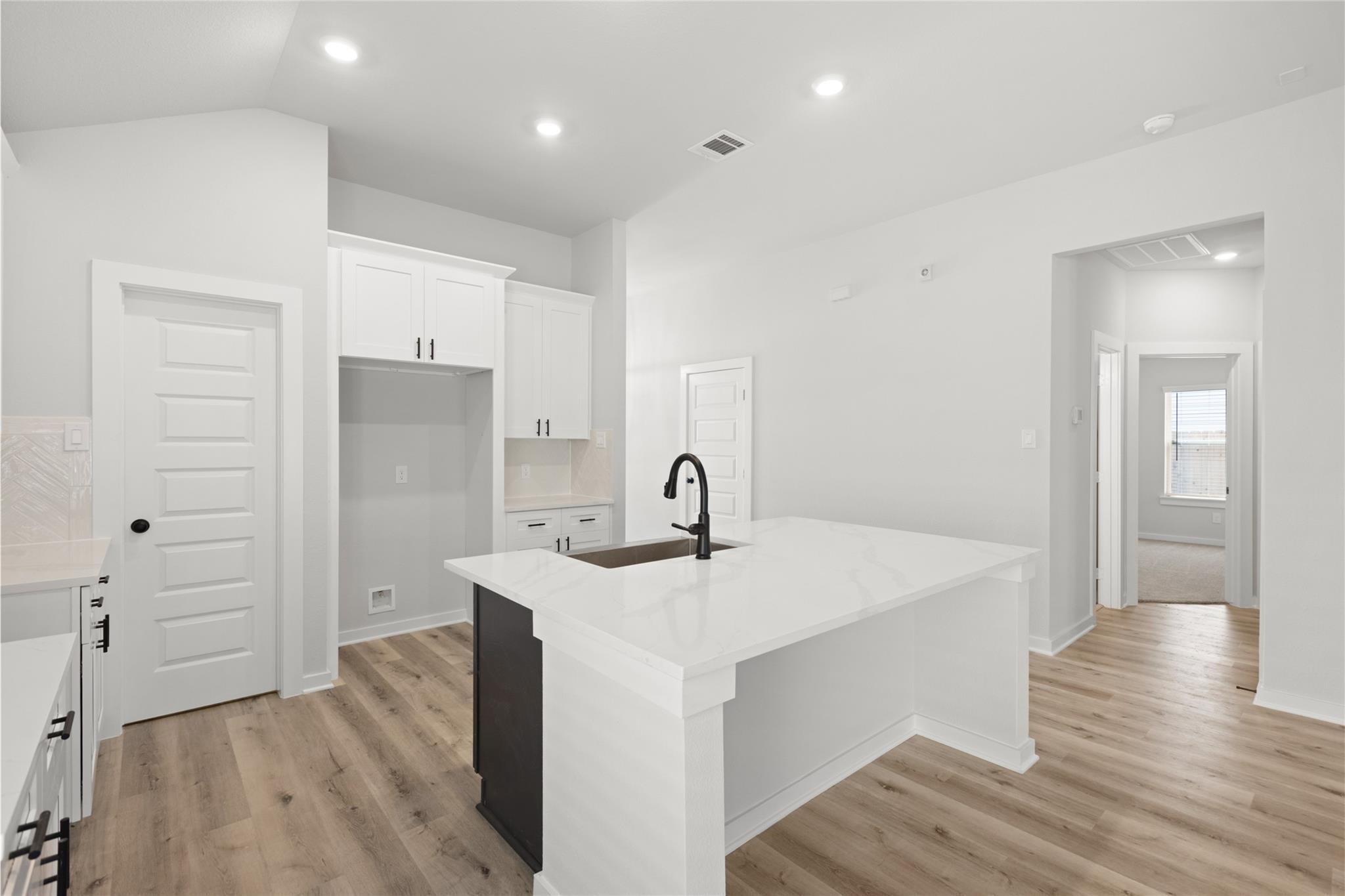 Manvel, Texas 77578, United States, 3 Bedrooms Bedrooms, ,3 BathroomsBathrooms,Residential,Active,238790