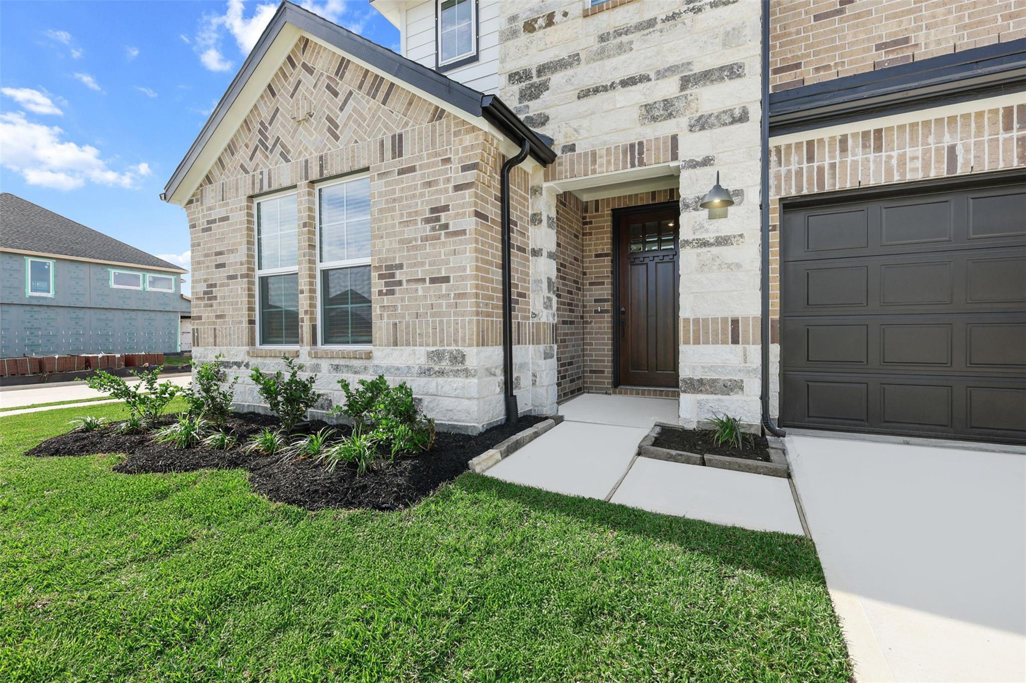 3333 Woodrose Orchard