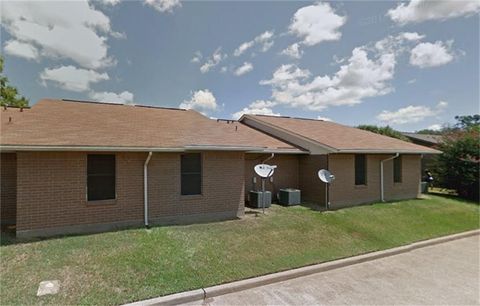 Photo of 401 Mill Street, Alto, TX 75925 (MLS # 75256914)
