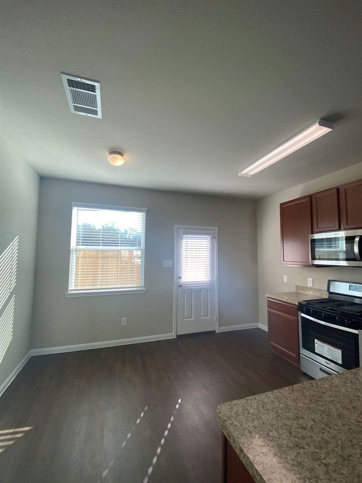 5130 Wolgan Lake Court