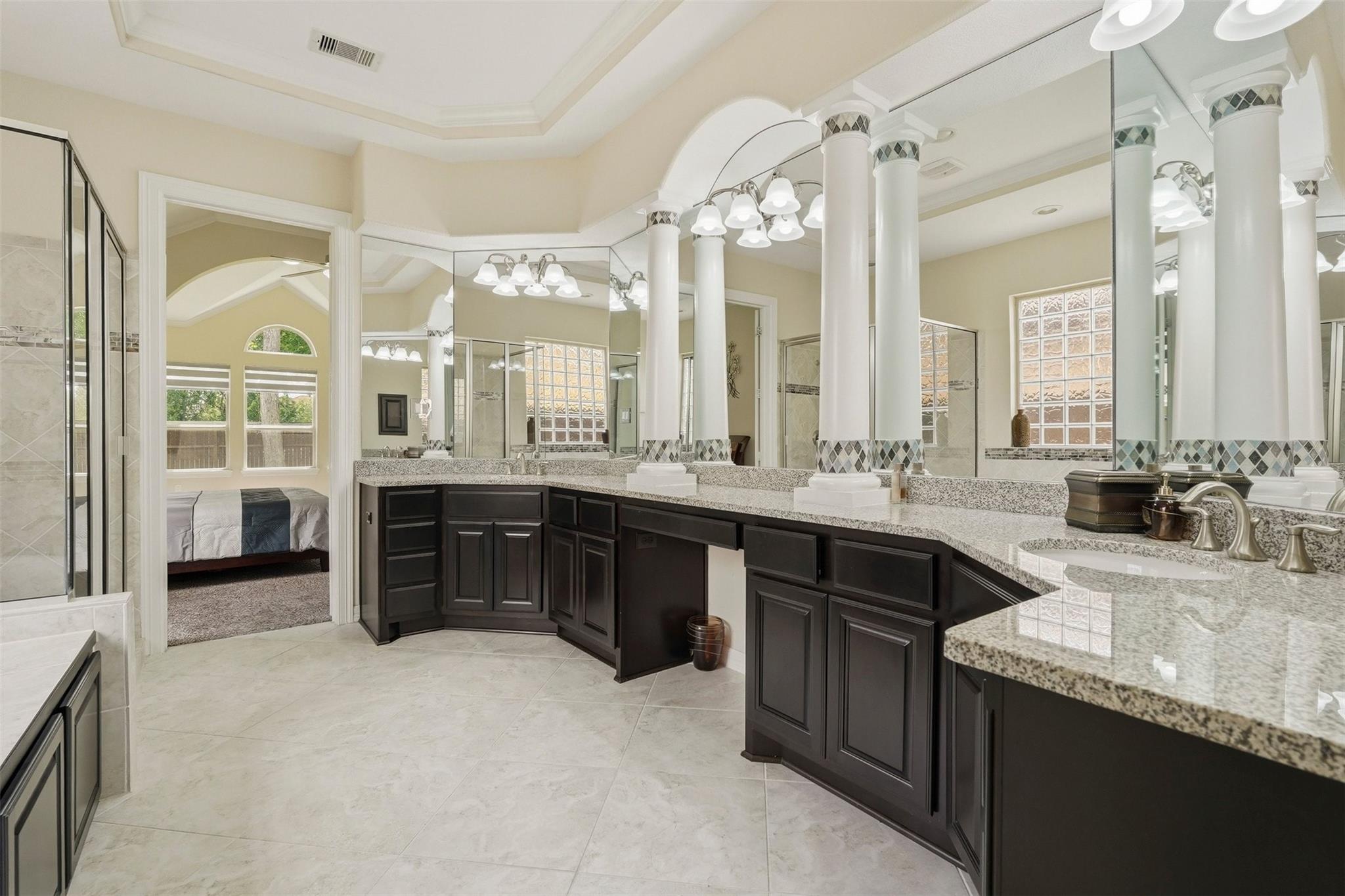 Sugar Land, Texas, 77479, United States, 5 Bedrooms Bedrooms, ,5 BathroomsBathrooms,Residential,Active,2041655