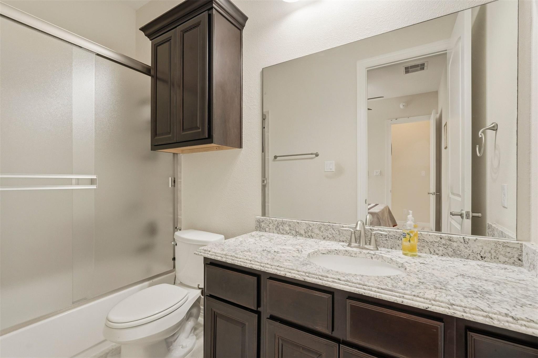 Sugar Land, Texas, 77479, United States, 5 Bedrooms Bedrooms, ,5 BathroomsBathrooms,Residential,Active,2041655