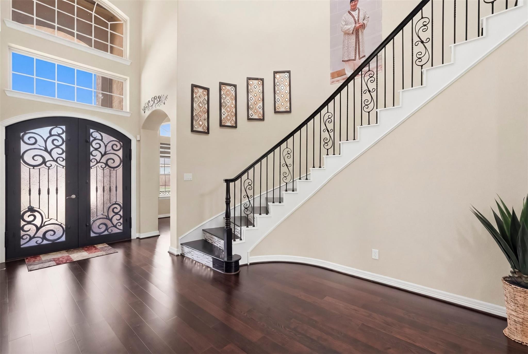 Sugar Land, Texas, 77479, United States, 5 Bedrooms Bedrooms, ,5 BathroomsBathrooms,Residential,Active,2041655
