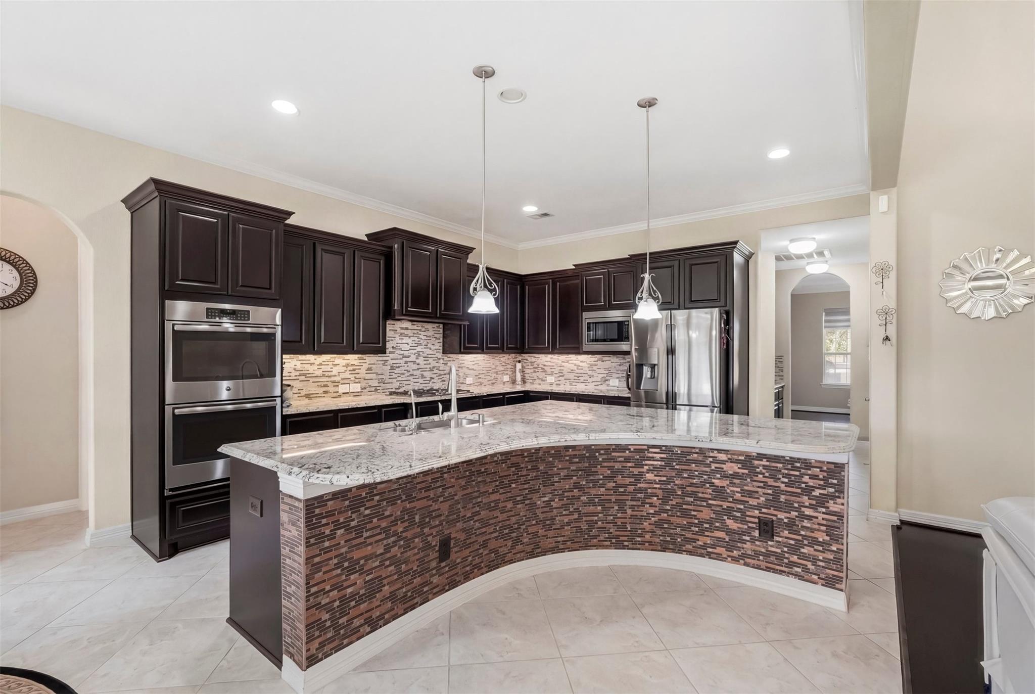 Sugar Land, Texas, 77479, United States, 5 Bedrooms Bedrooms, ,5 BathroomsBathrooms,Residential,Active,2041655