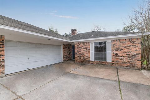 Photo of 3311 Palm Desert Lane #B, Missouri City, TX 77459 (MLS # 36760549)