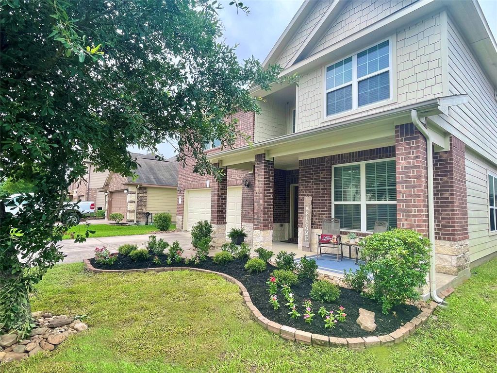 Photo of 30743 Gardenia Trace Drive, Spring, TX 77386 (MLS # 49982159)