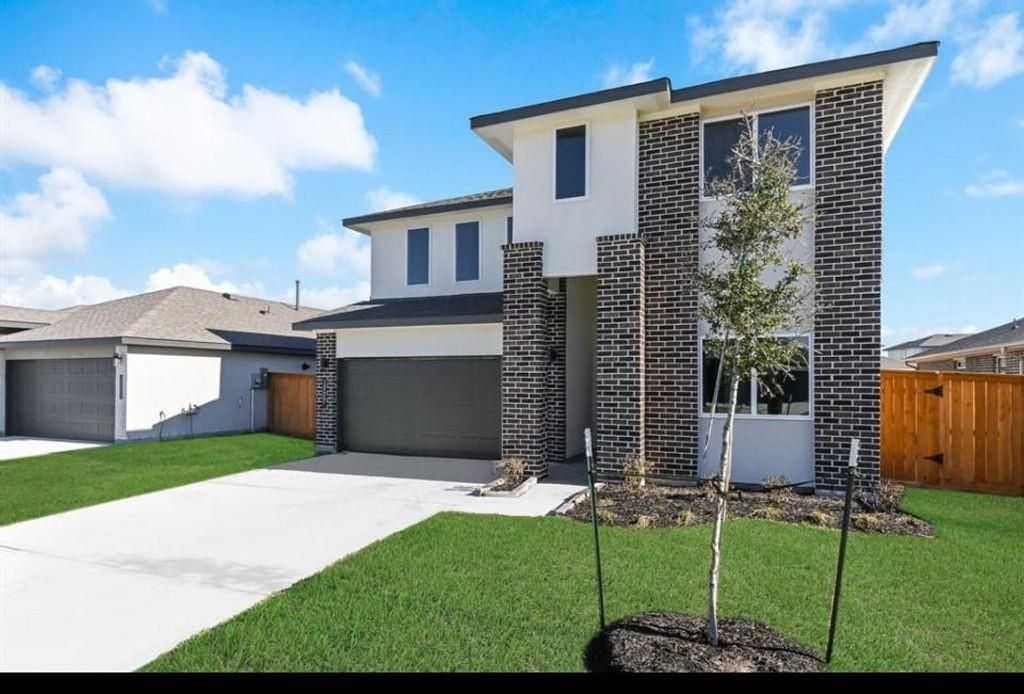 Photo of 1322 Truckee River Drive, Rosharon, TX 77583 (MLS # 21078324)
