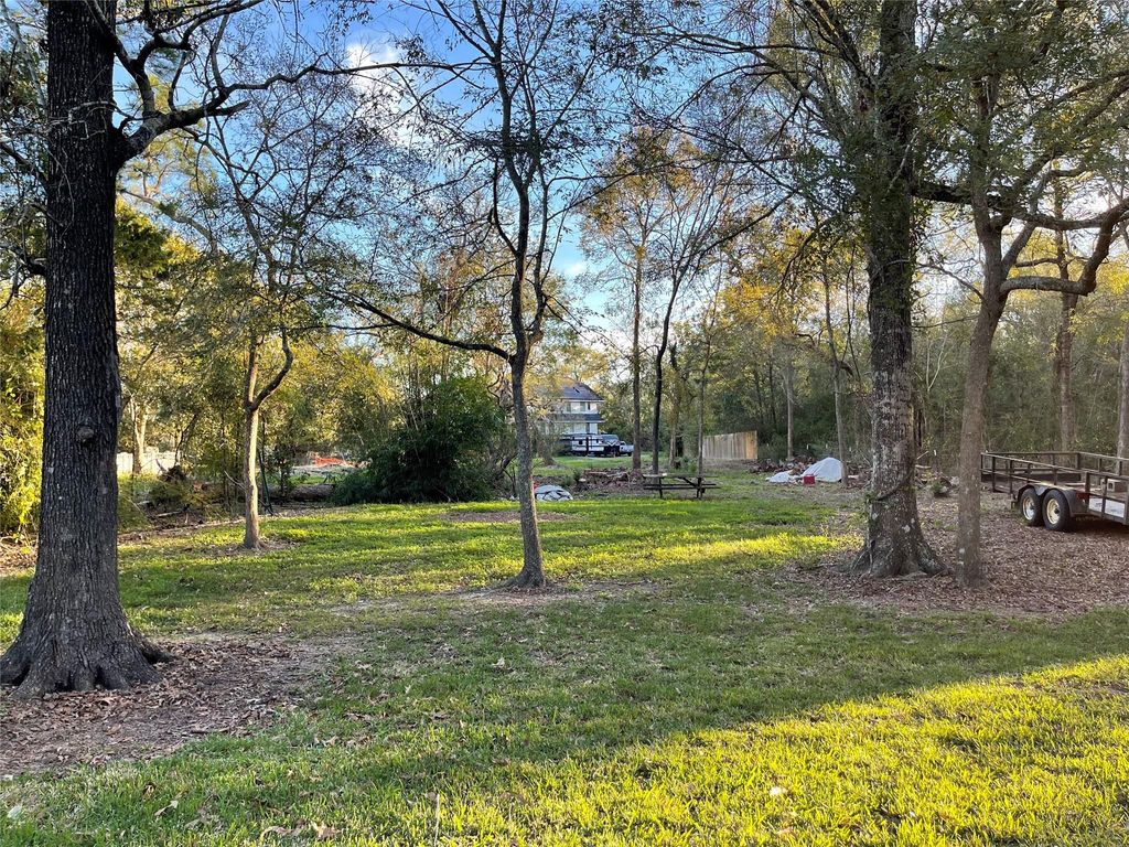 Photo of 0 Whittier Oaks Drive, Friendswood, TX 77546 (MLS # 10689672)