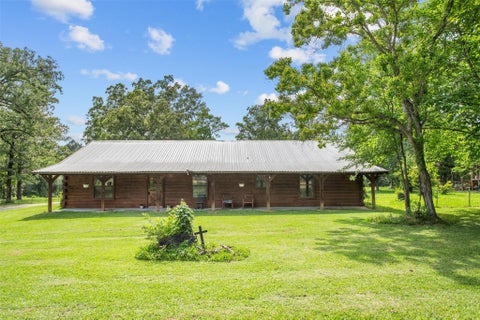 Photo of 1642 Walker Road, Huntington, TX 75949 (MLS # 86714403)