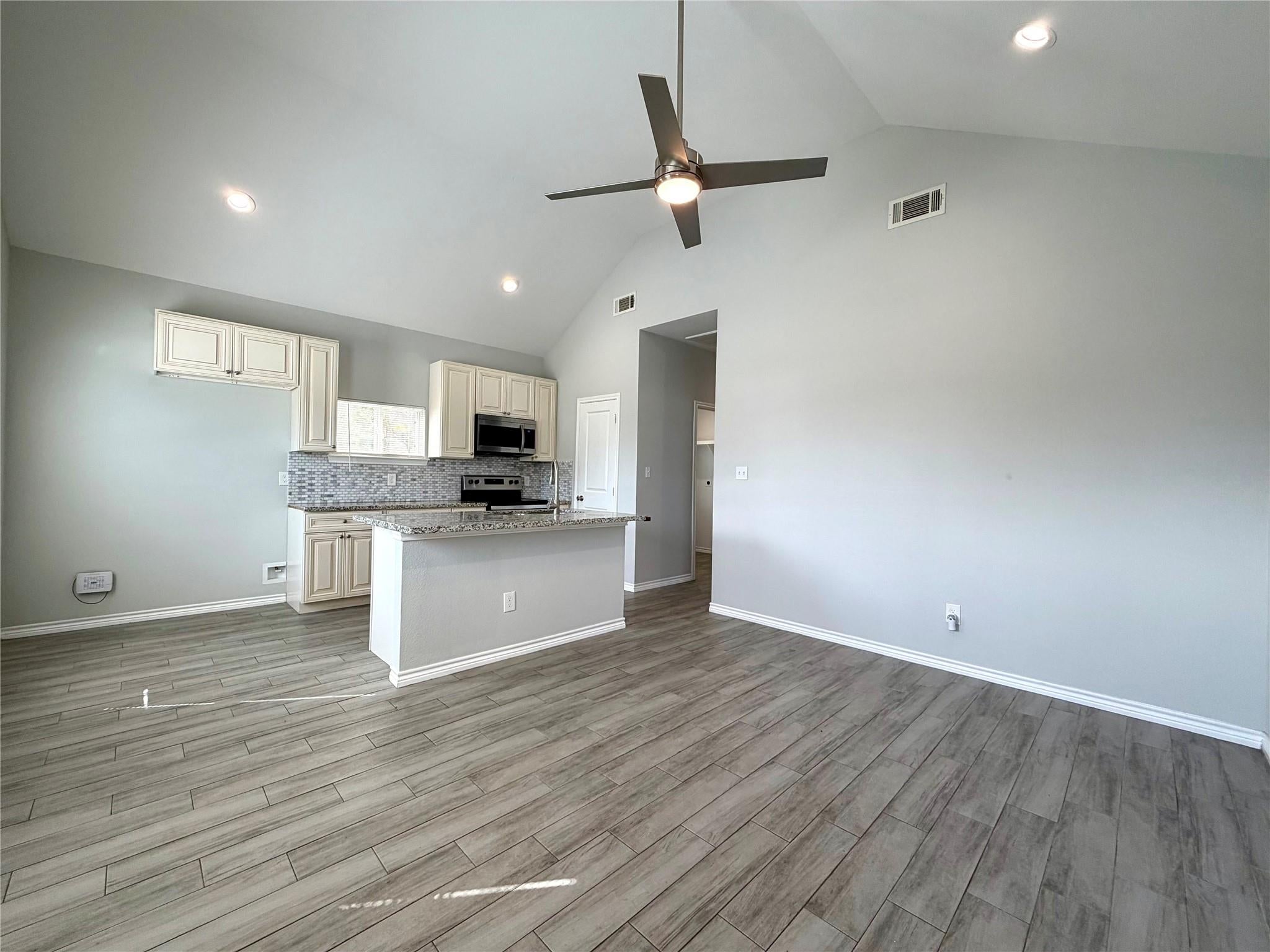 16618 Meadowcroft