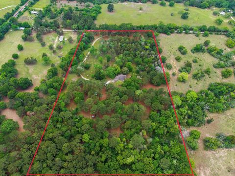 Photo of 10314 County Road 417a, Navasota, TX 77868 (MLS # 62552195)