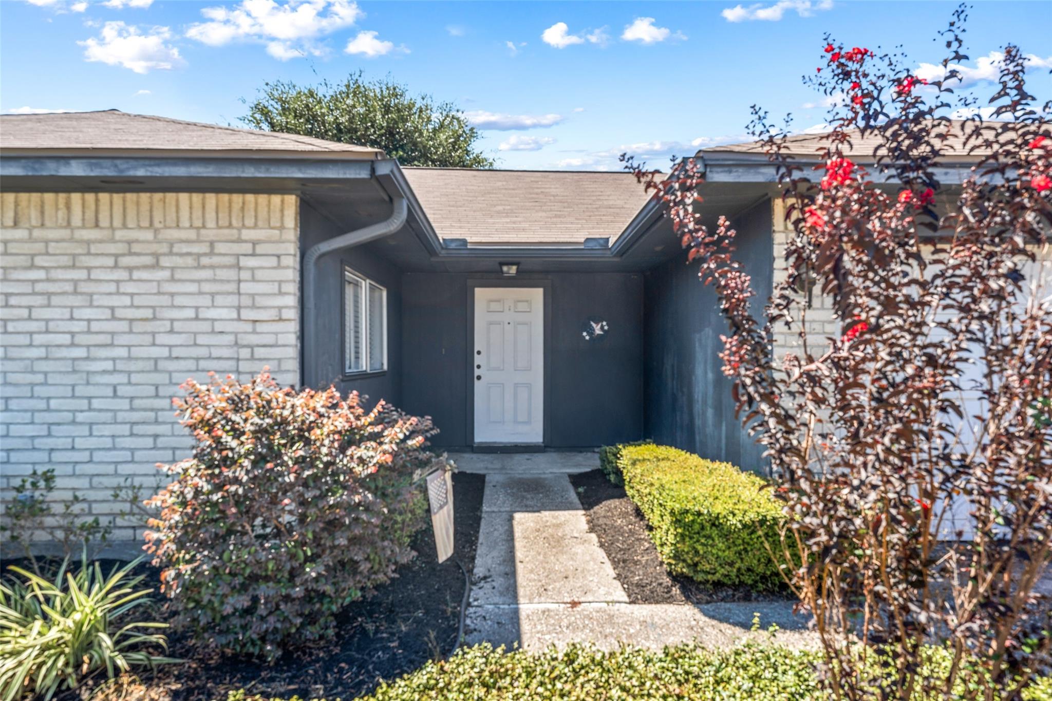 21223 Fernhollow Lane