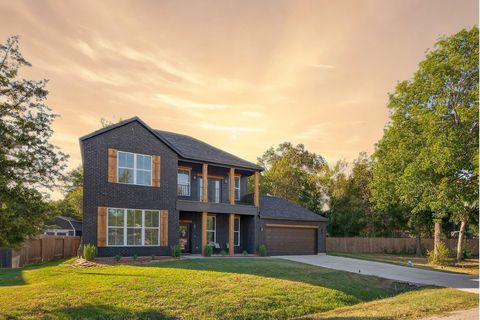 13991 Shoreline Drive Willis TX 77318