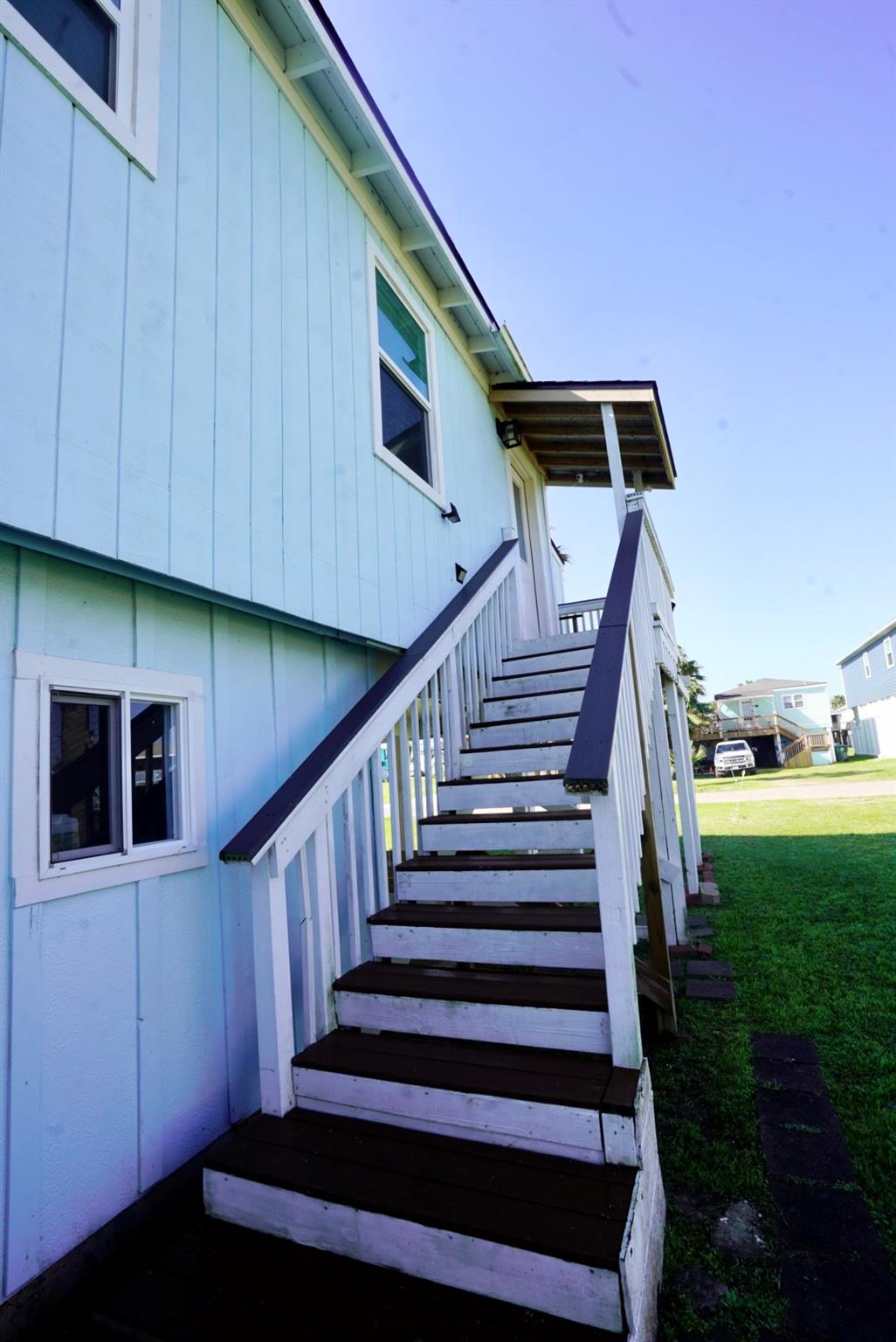 4027 Surf Drive