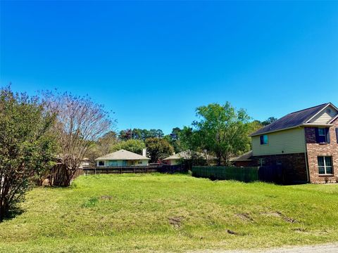 Photo of 10530 Twin Circles, Montgomery, TX 77356 (MLS # 11860320)