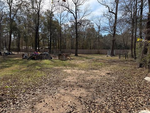 10908 L And M Road Montgomery TX 77316