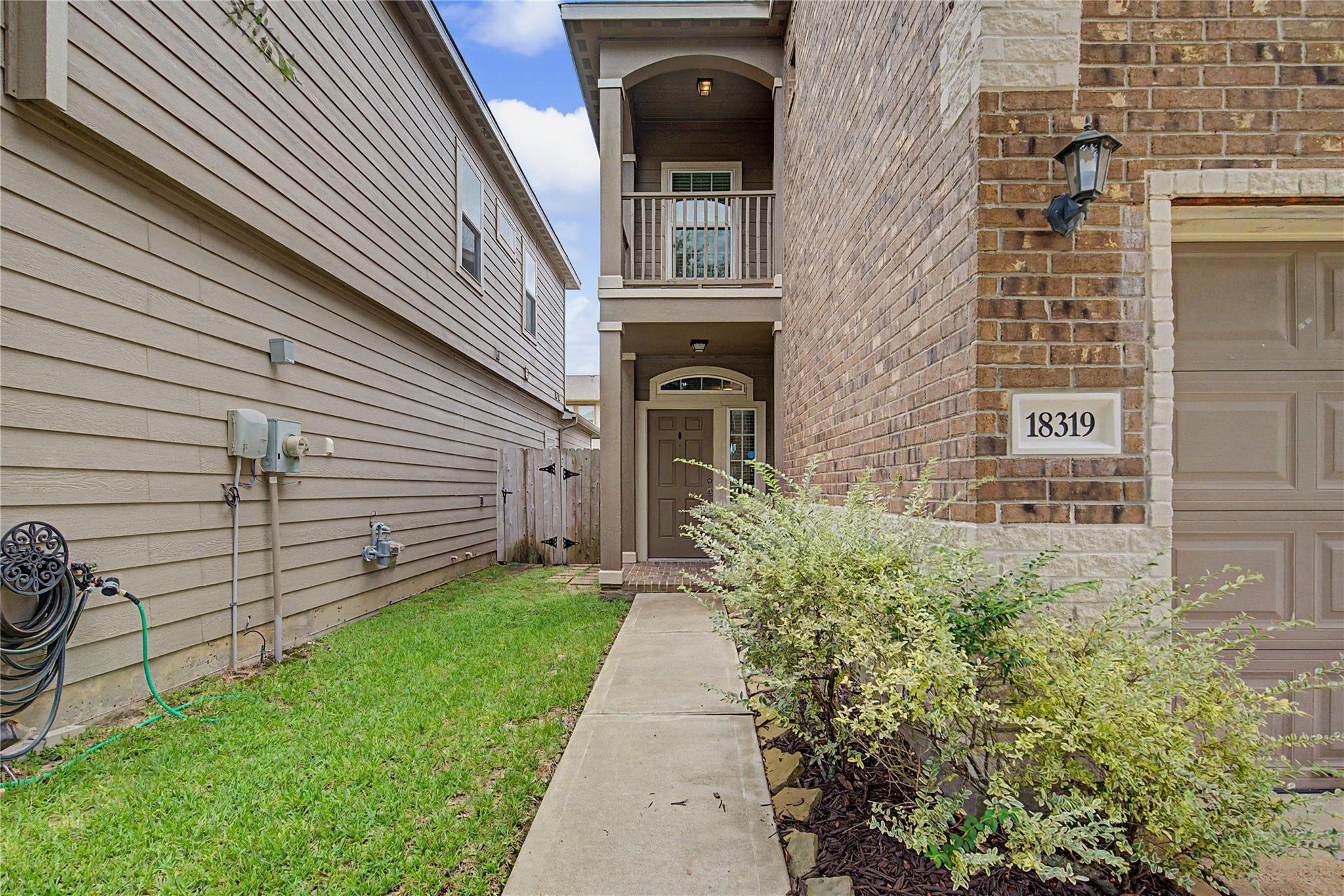 18319 Amalfi Coast Drive