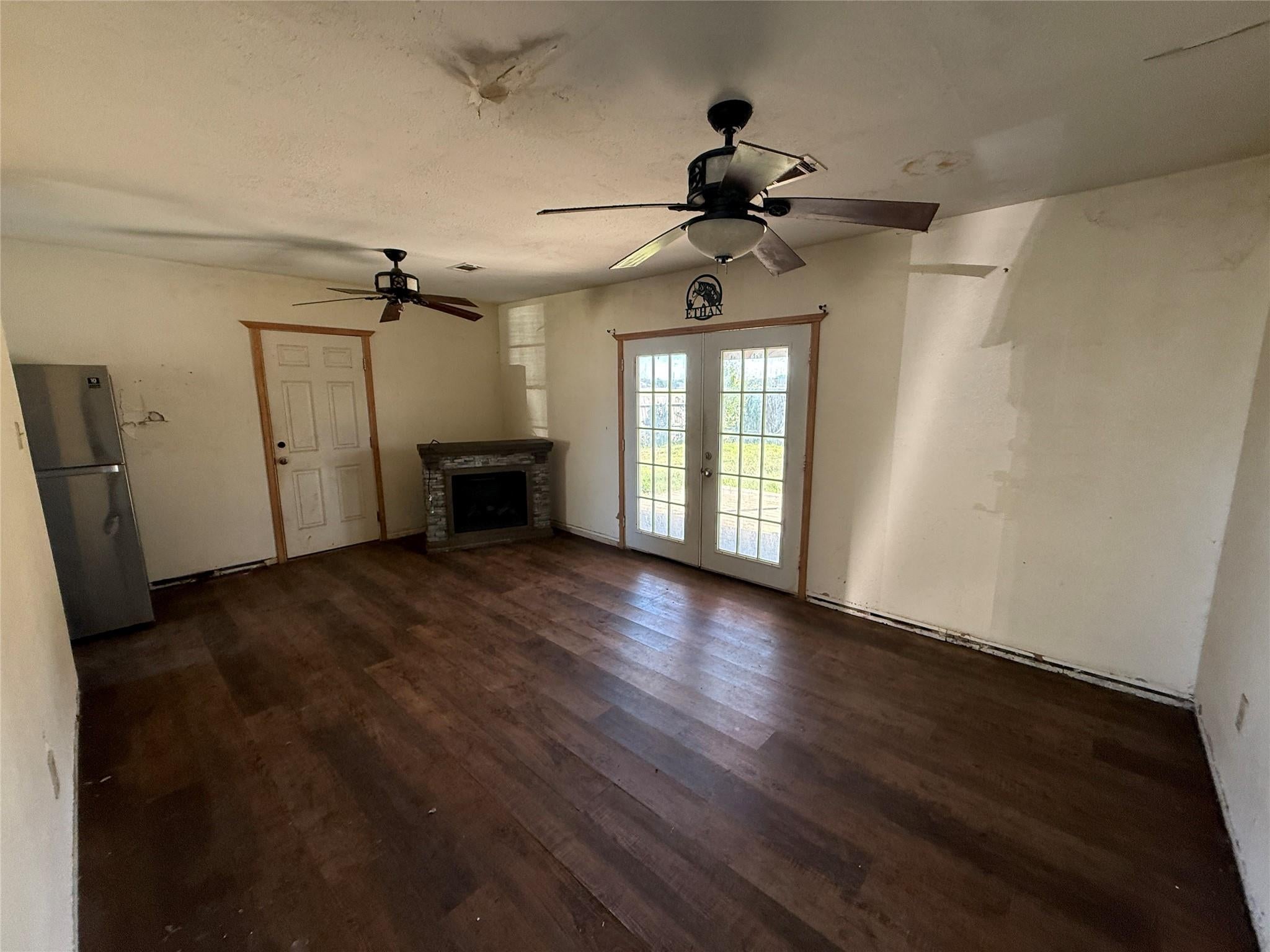 2001 Isla Drive