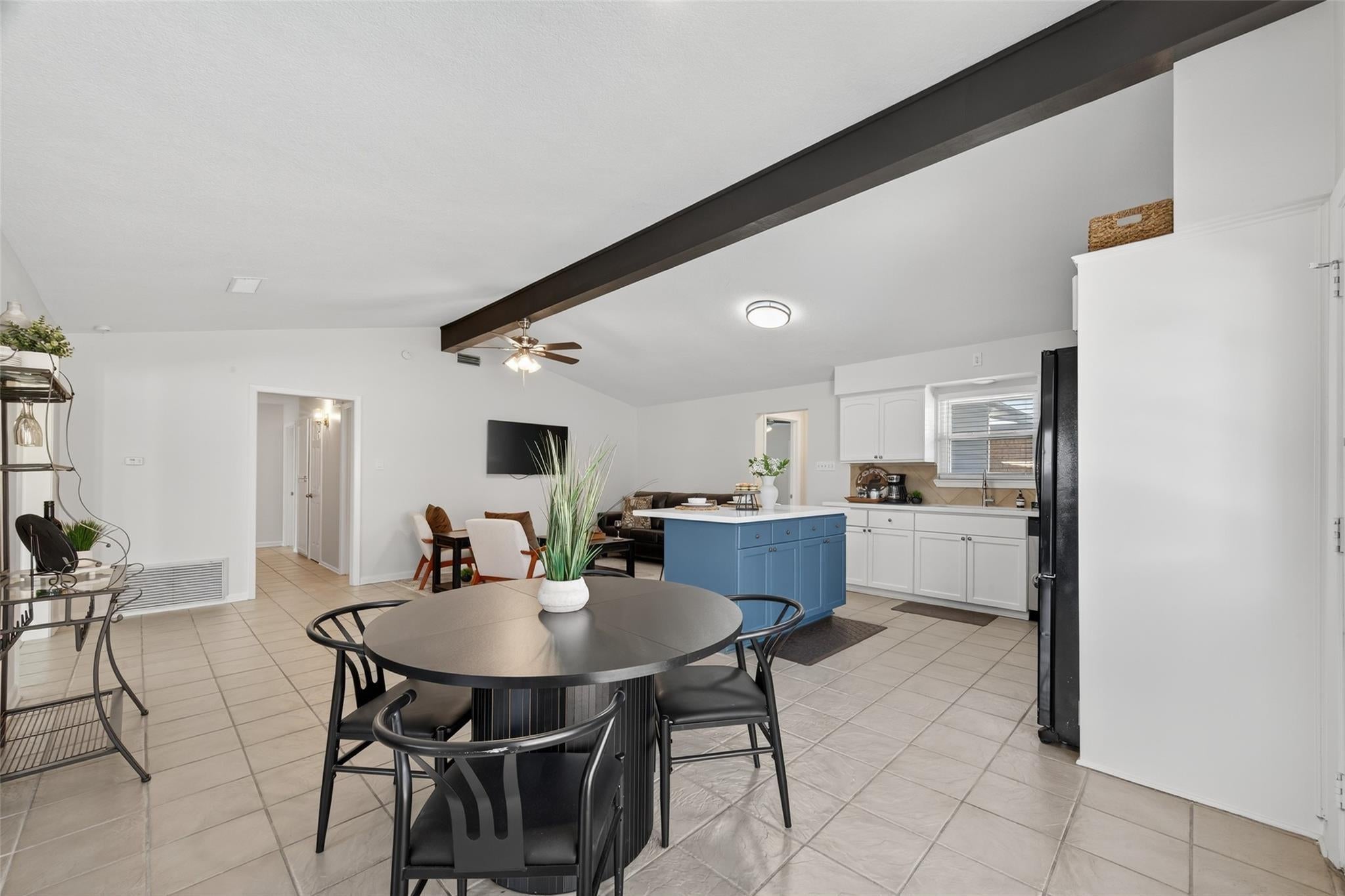 3810 Marlin Lane