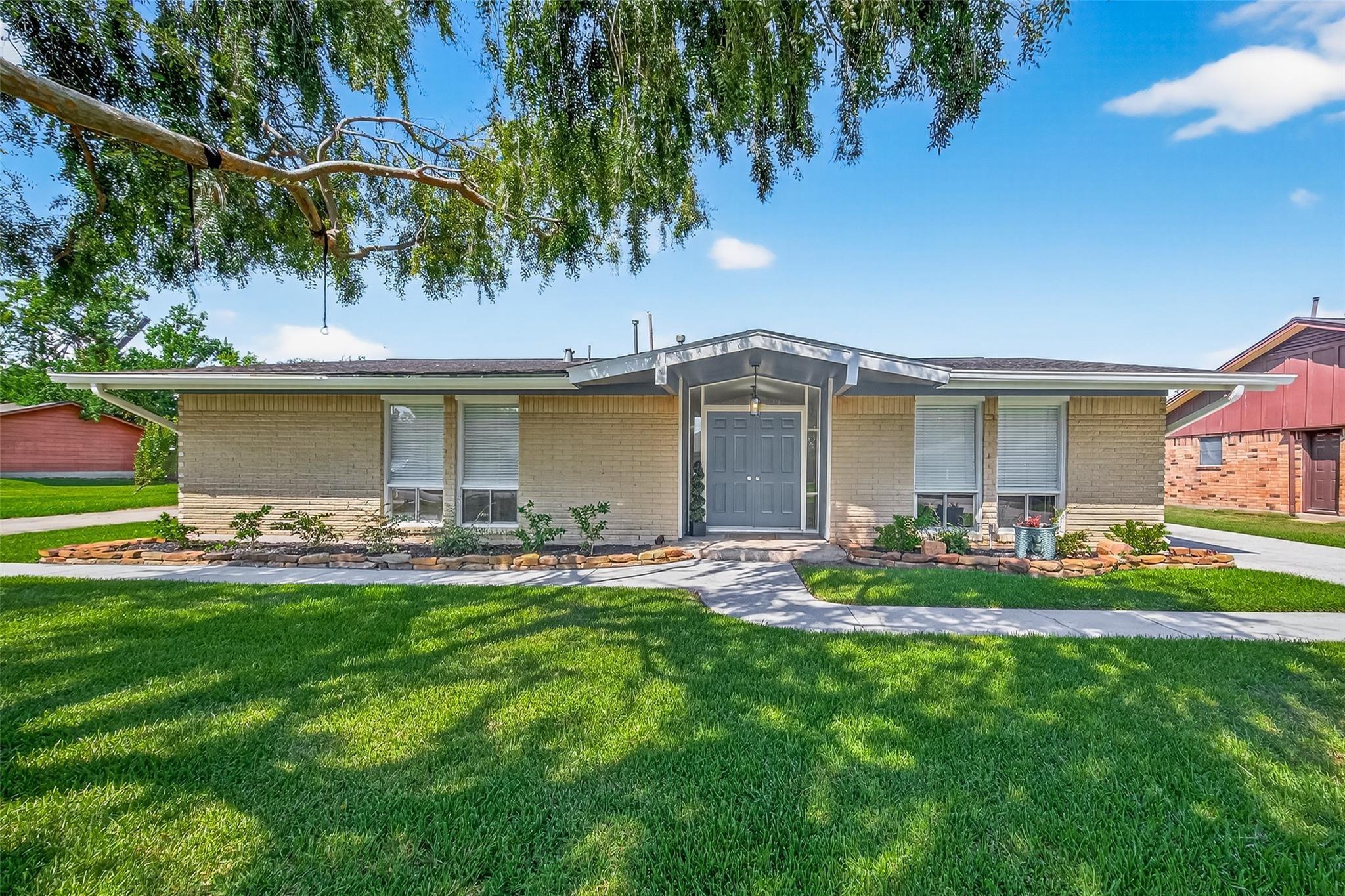 3810 Marlin Lane
