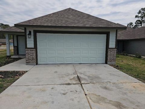 Photo of 15118 Sorrento Bay Circle, Willis, TX 77318 (MLS # 67906790)