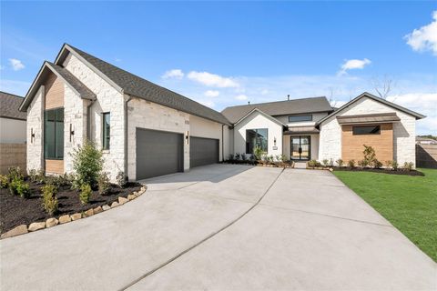 Photo of 15719 Saffron Summer Street, Conroe, TX 77302 (MLS # 52063559)