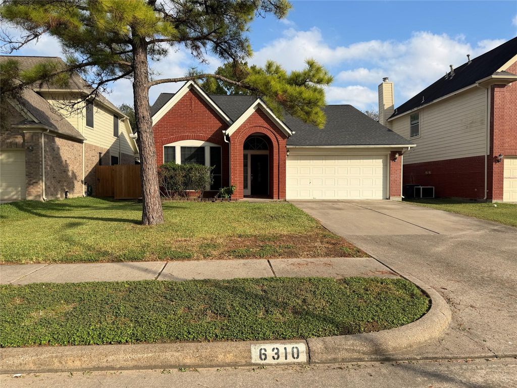 Photo of 6310 Pago Lane, Houston, TX 77041 (MLS # 15365352)
