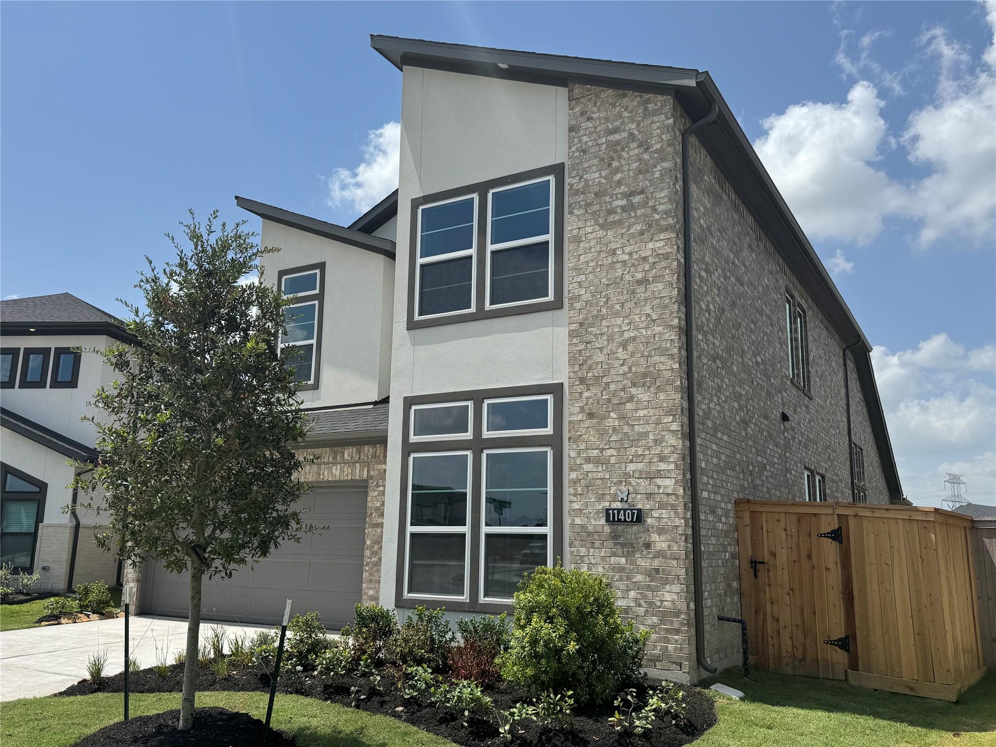 11407 London Rocket Court