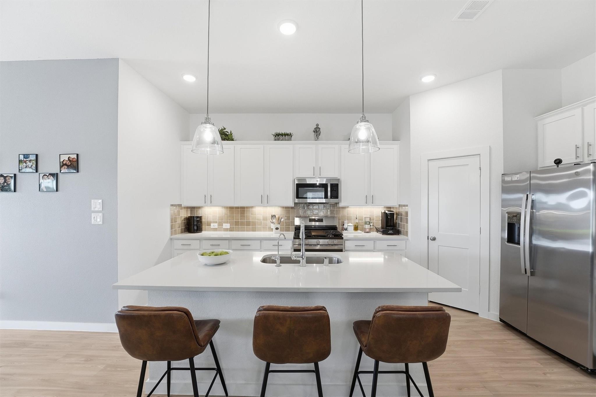 8611 Pier Cove Drive