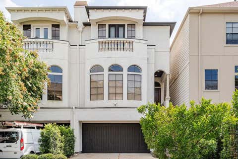 Townhouse For Rent - 6515 Minola Street<br/> Houston, TX 77007