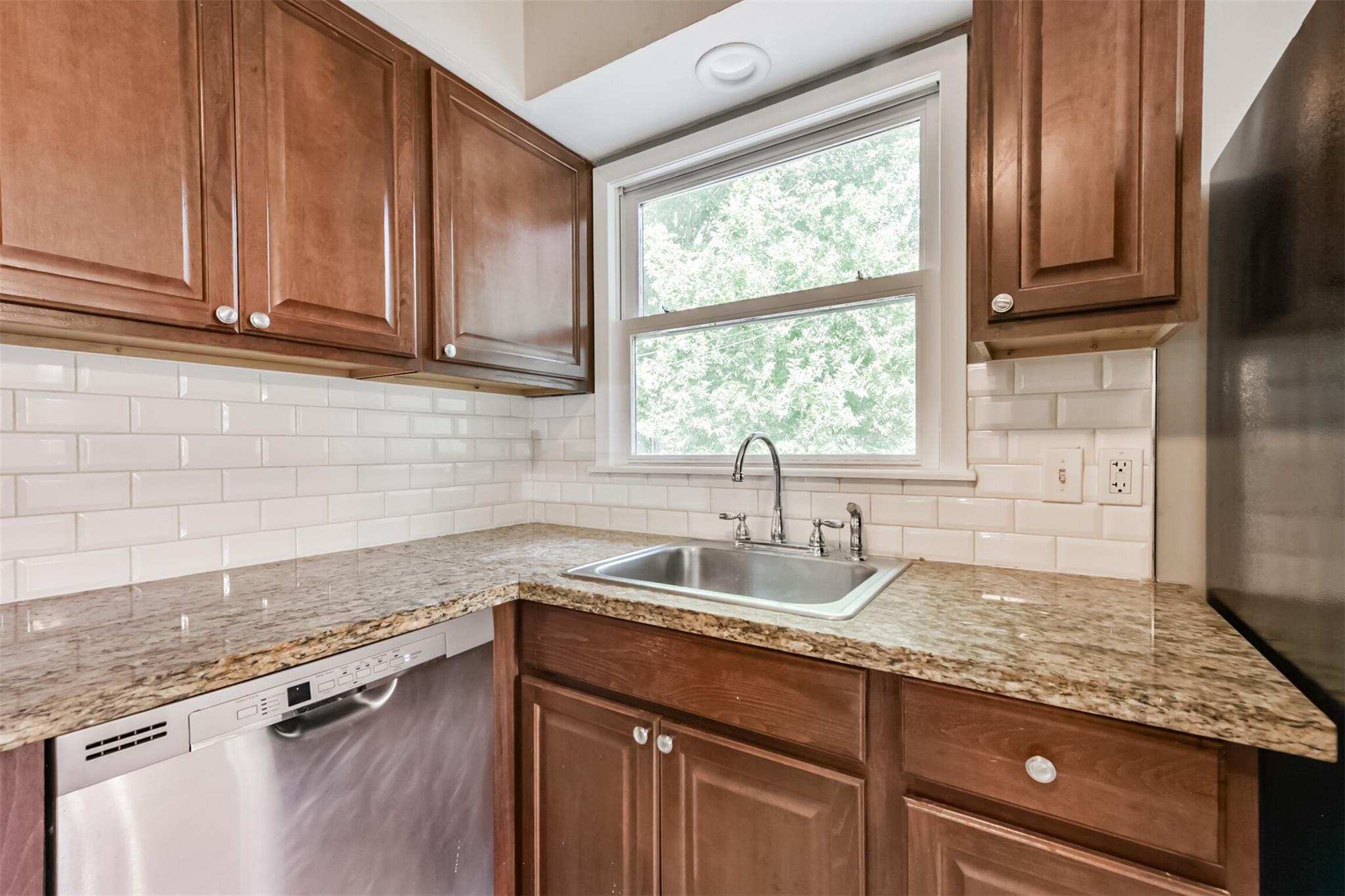 Houston, Texas 77075, United States, 4 Bedrooms Bedrooms, ,2 BathroomsBathrooms,Residential,Active,221146