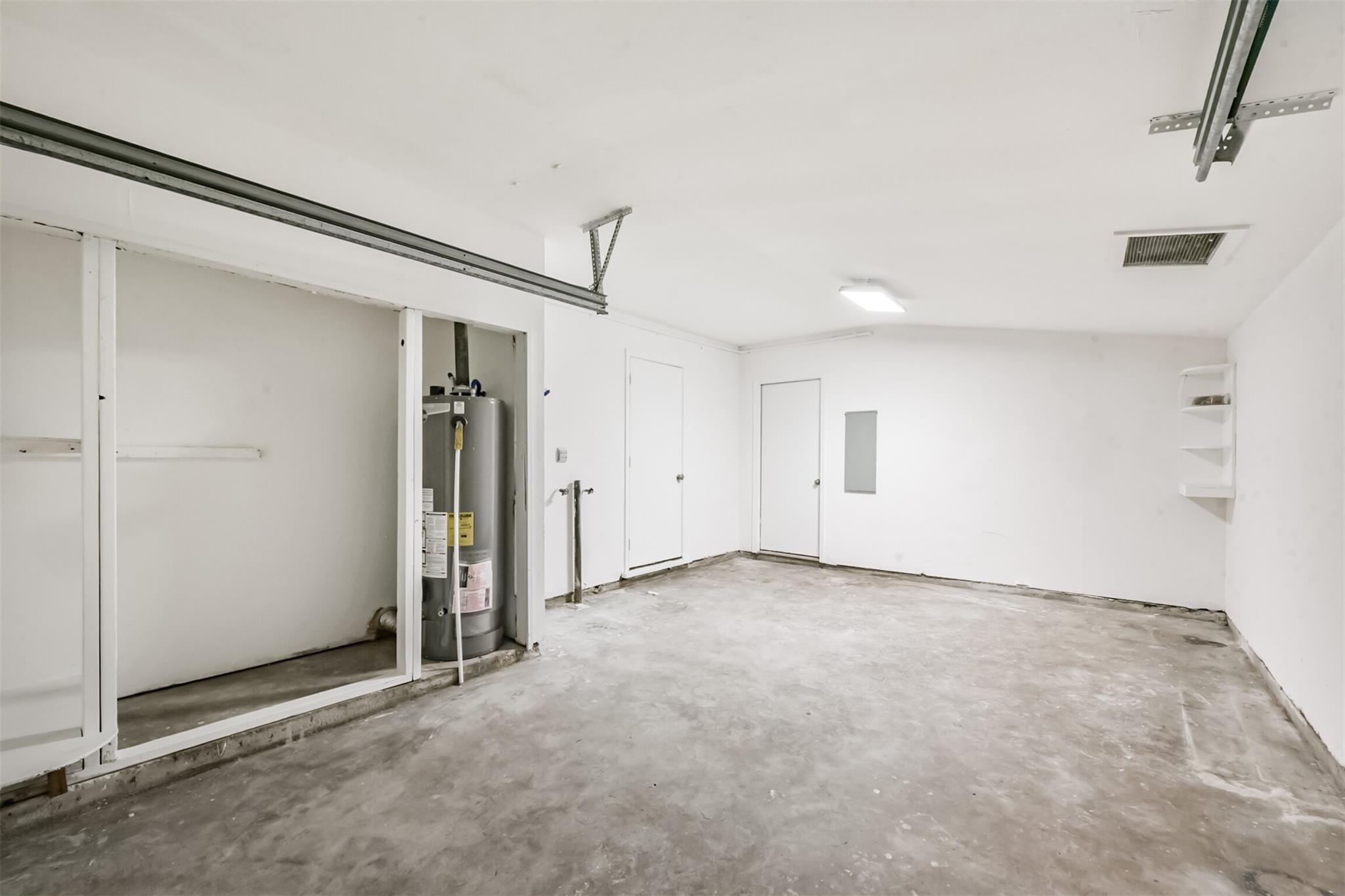 Houston, Texas 77075, United States, 4 Bedrooms Bedrooms, ,2 BathroomsBathrooms,Residential,Active,221146