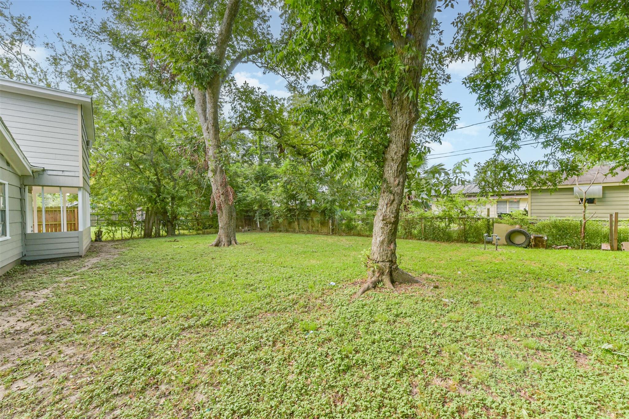 Houston, Texas 77075, United States, 4 Bedrooms Bedrooms, ,2 BathroomsBathrooms,Residential,Active,221146