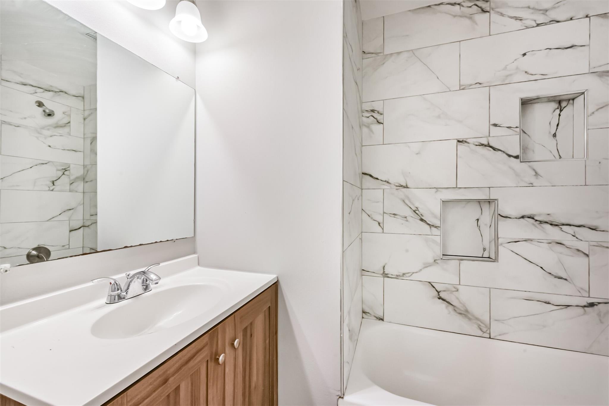 Houston, Texas 77075, United States, 4 Bedrooms Bedrooms, ,2 BathroomsBathrooms,Residential,Active,221146