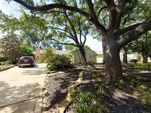 Photo of 14831 Royal Birkdale Street, Houston, TX 77095 (MLS # 81650471)
