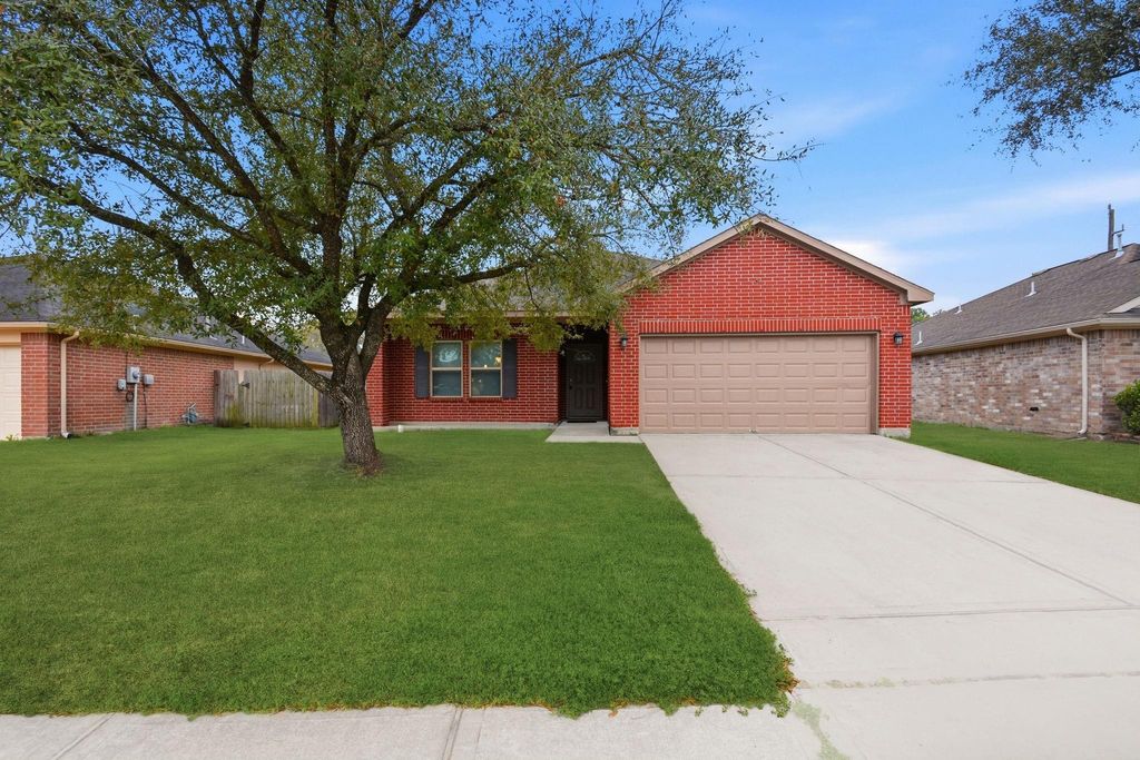 Photo of 3018 Greenbriar Springs Drive, Houston, TX 77073 (MLS # 25326900)